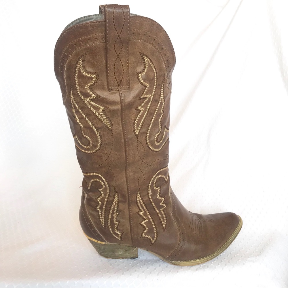 Very Volatile Brown Cowboy Boots - Ariat Lookalike